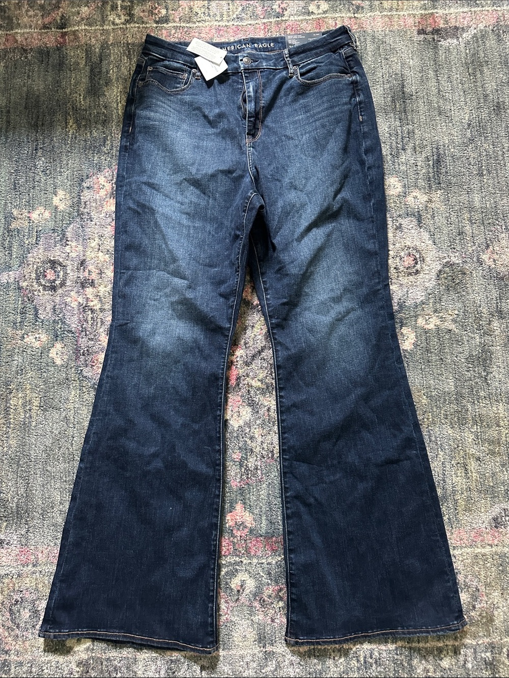American Eagle Outfitters Dark Dreams Curvy Super High Rise Flare Jeans NWT Fall